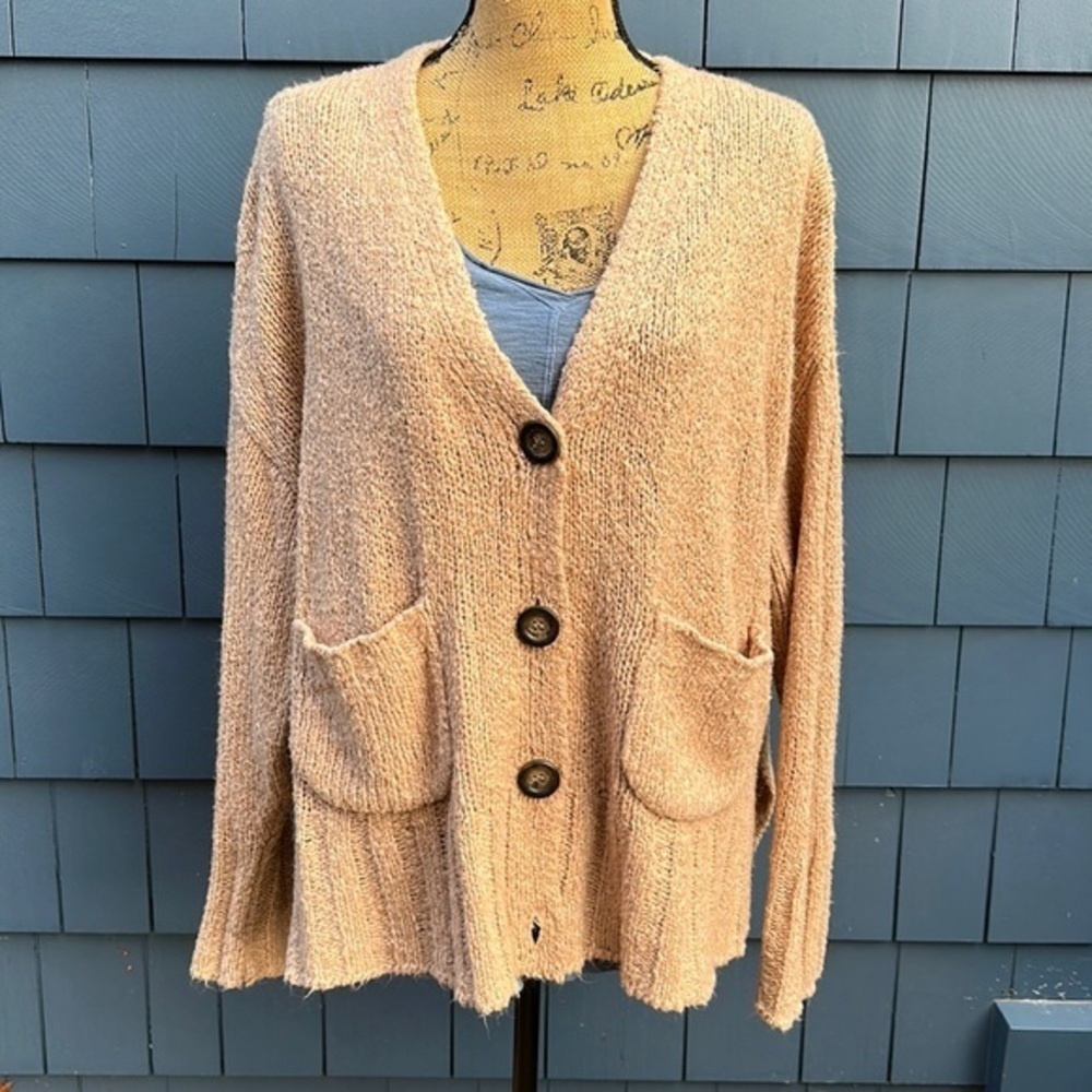 🤎🤎🤎Urban outfitters tan oatmeal oversized cardigan sweater medium cotton